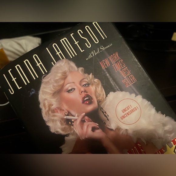 Jenna Jameson Book - Hardcover - Picture 11 of 14